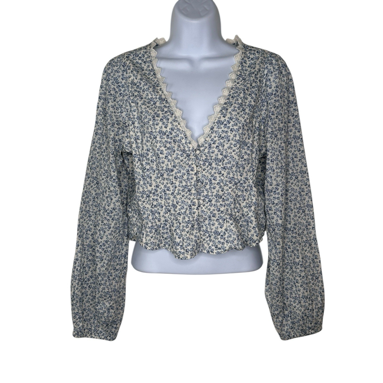 American Eagle Scalloped Top Floral Blue White Cottagecore Boho Medium Cotton